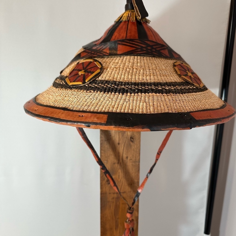 Vintage Handcrafted African Conical Fulani Woven Straw Hat Tribal Leather Trim - Picture 5 of 9